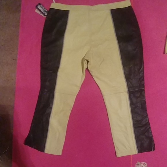 Wilsons Leather Experts. - Picture 4 of 7